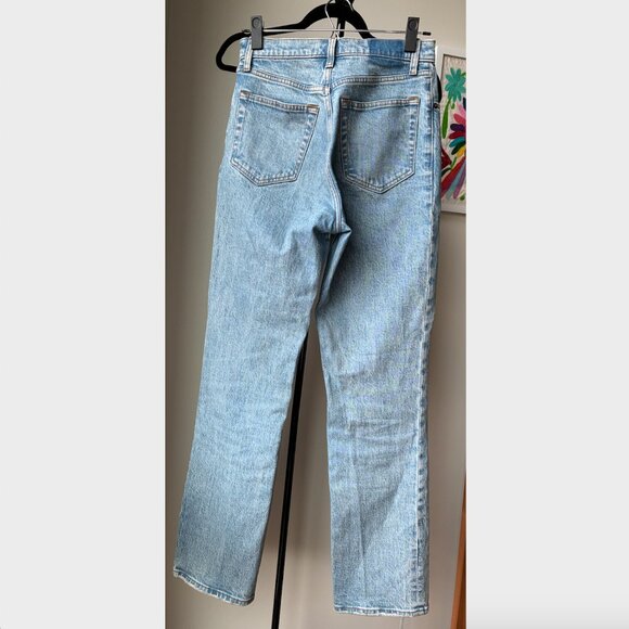 Abercrombie & Fitch 90s Straight Ultra High Rise Blue Jeans - Size 26 / 2 - Picture 9 of 9